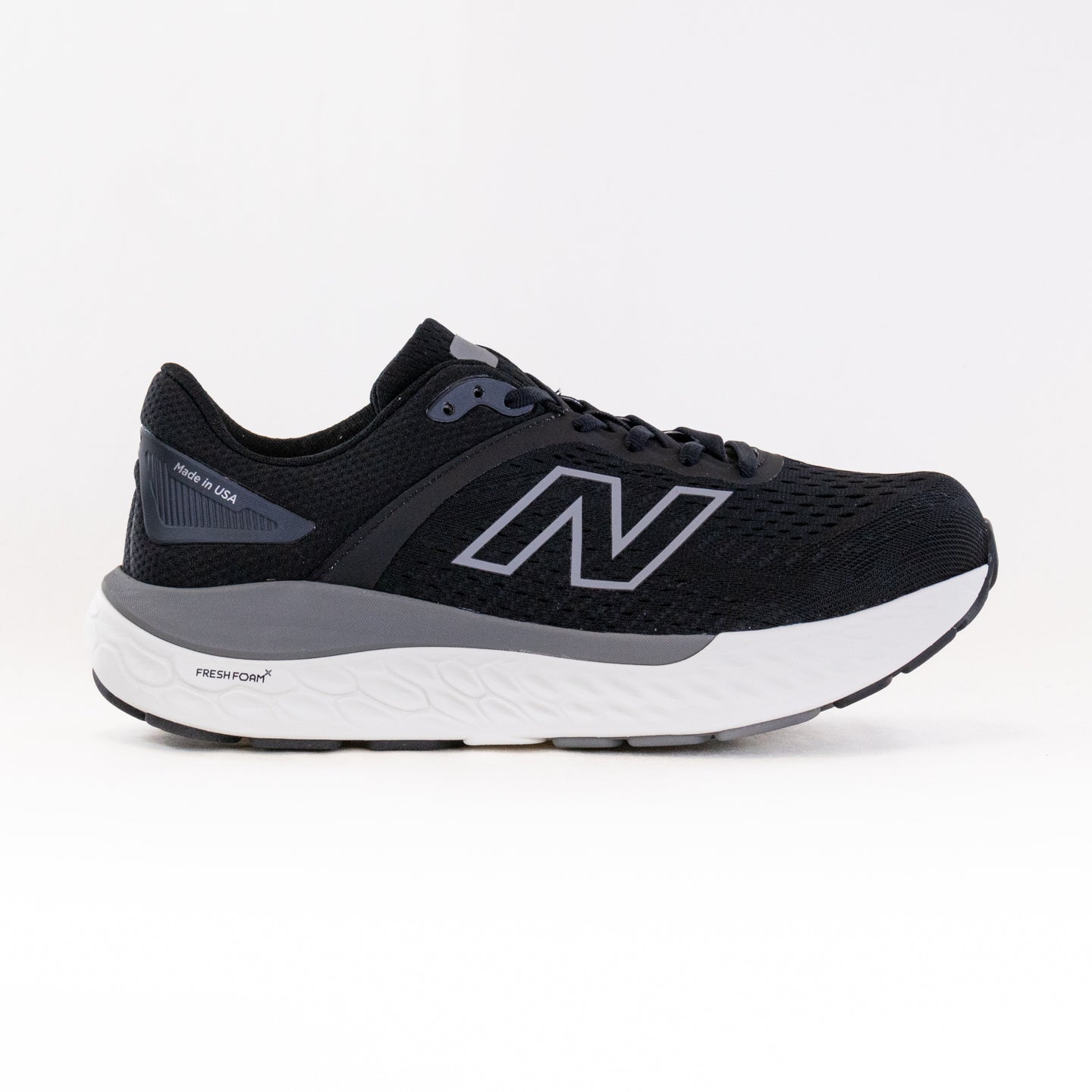 Men's New Balance 1540V4 - Stylish Black/Harbor Grey Athletic Shoes