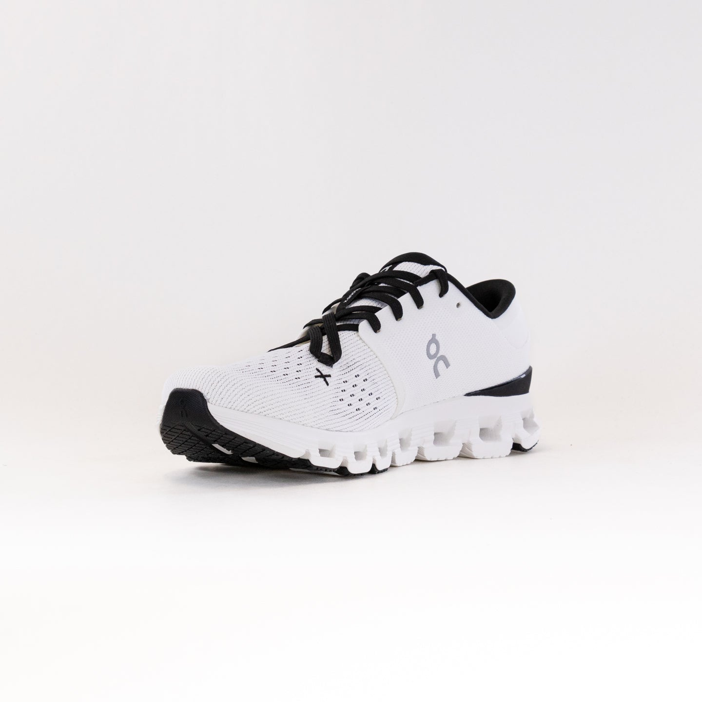 On Men's Cloud X 4 Training Shoes in Ivory and Black Color Scheme