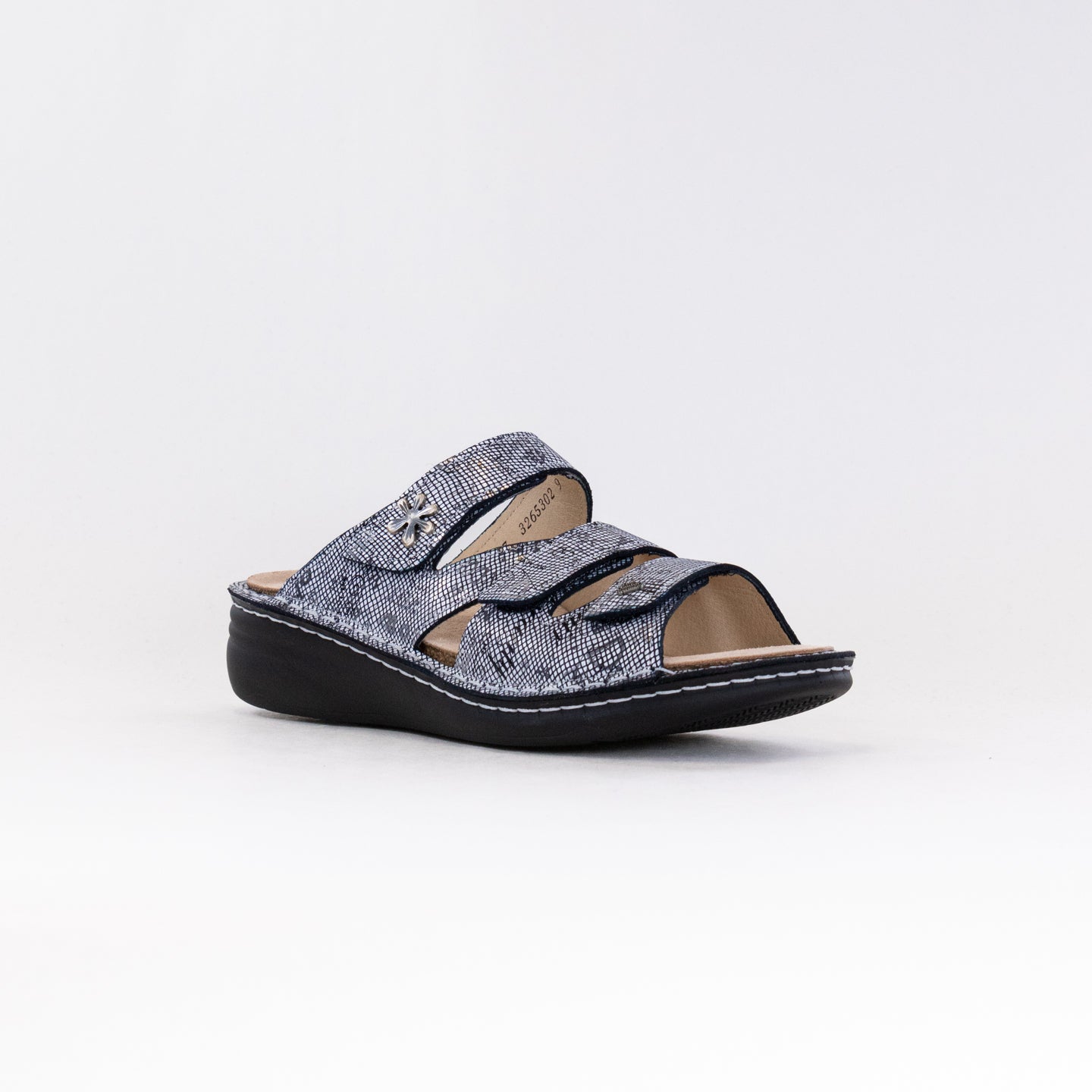 Finn Comfort Women's Grenada Sandals in Sky Blue