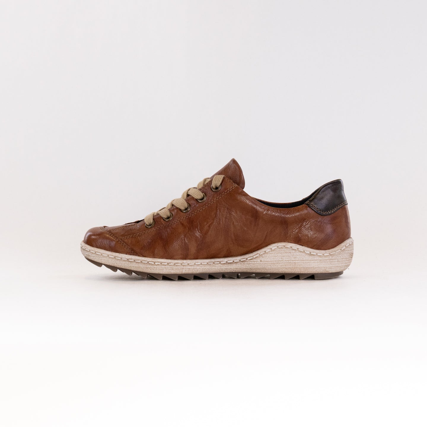Stylish Brown Women's Remonte Liv 02 Water - Resistant Leather Sneakers