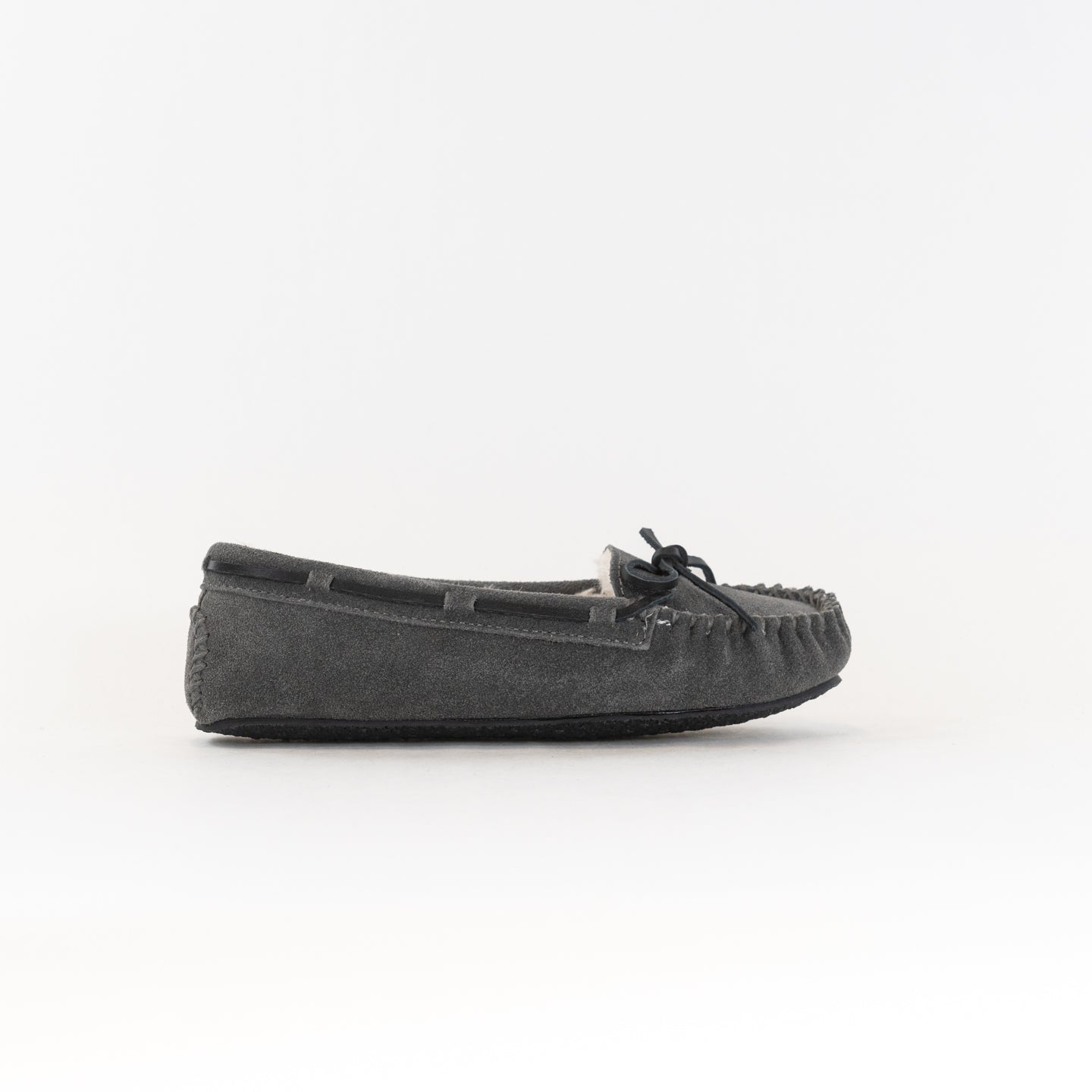 Minnetonka Women's Grey Cally Slippers - Comfortable and Stylish