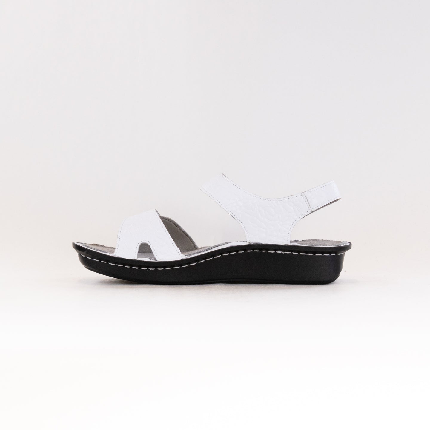Alegria Women's Vienna Delicut White Adjustable Strap Leather Sandals