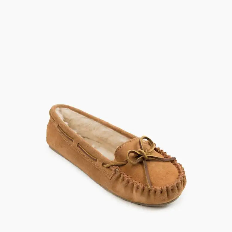 Minnetonka Women's Cally Wide Slippers in Cinnamon Color
