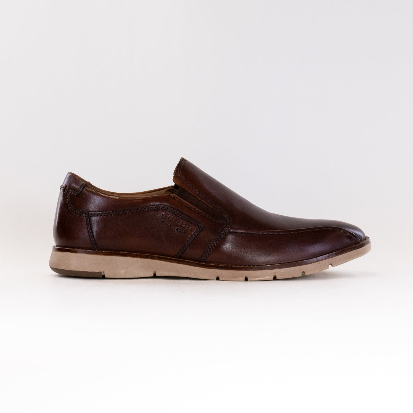 Men's Josef Seibel Tyler 38 in Stylish Cognac Color