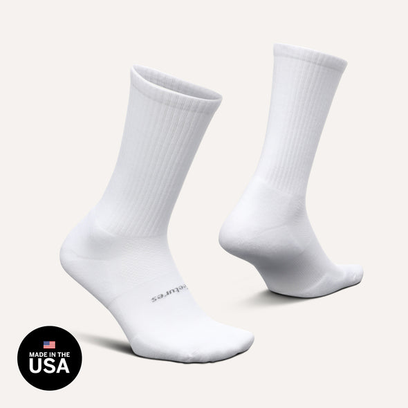 Feetures High-Performance Max Cushion Crew Socks for Optimal Support
