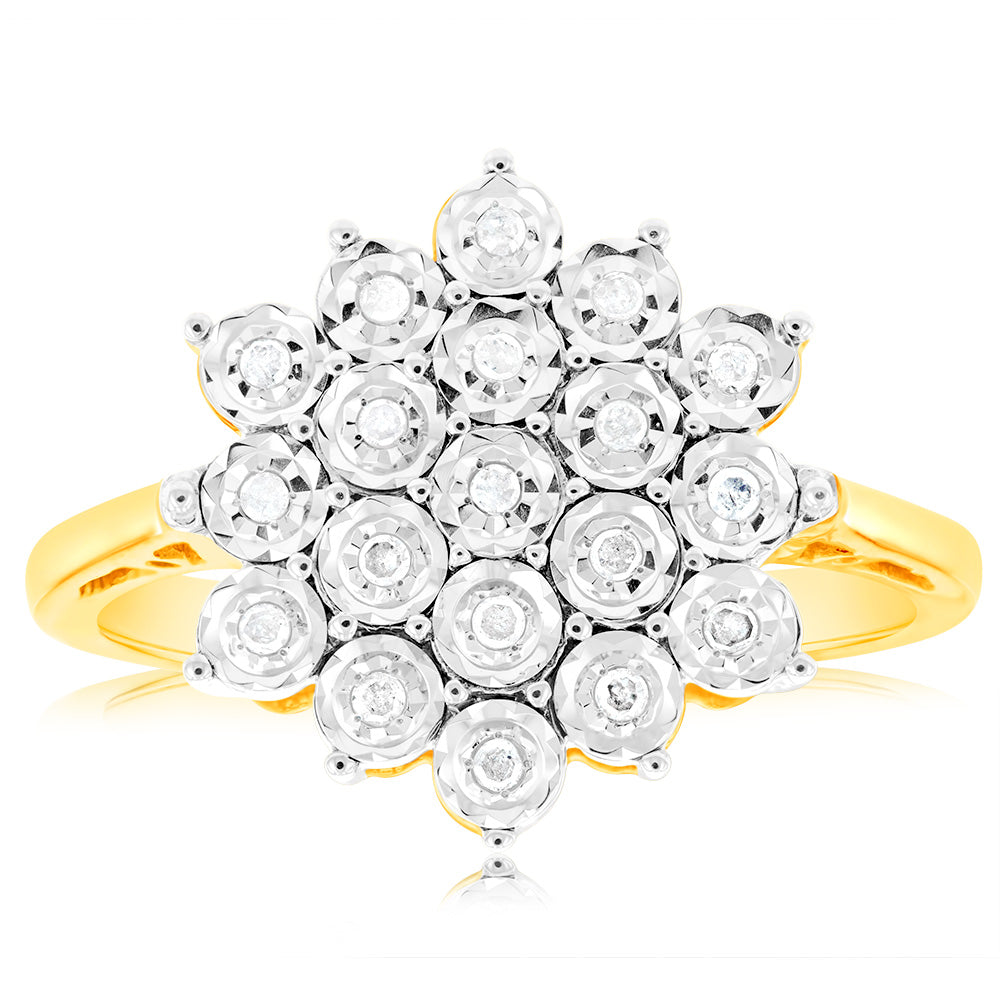 Stunning 9ct Yellow Gold Ring Set with 19 Sparkling Brilliant Cut Diamonds