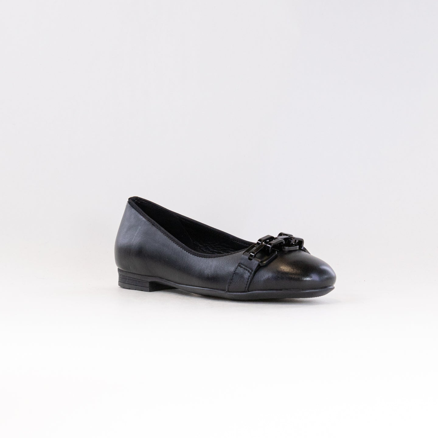 Women's Ara Scout Chain-Adorned Ballet Flats in Elegant Black Leather