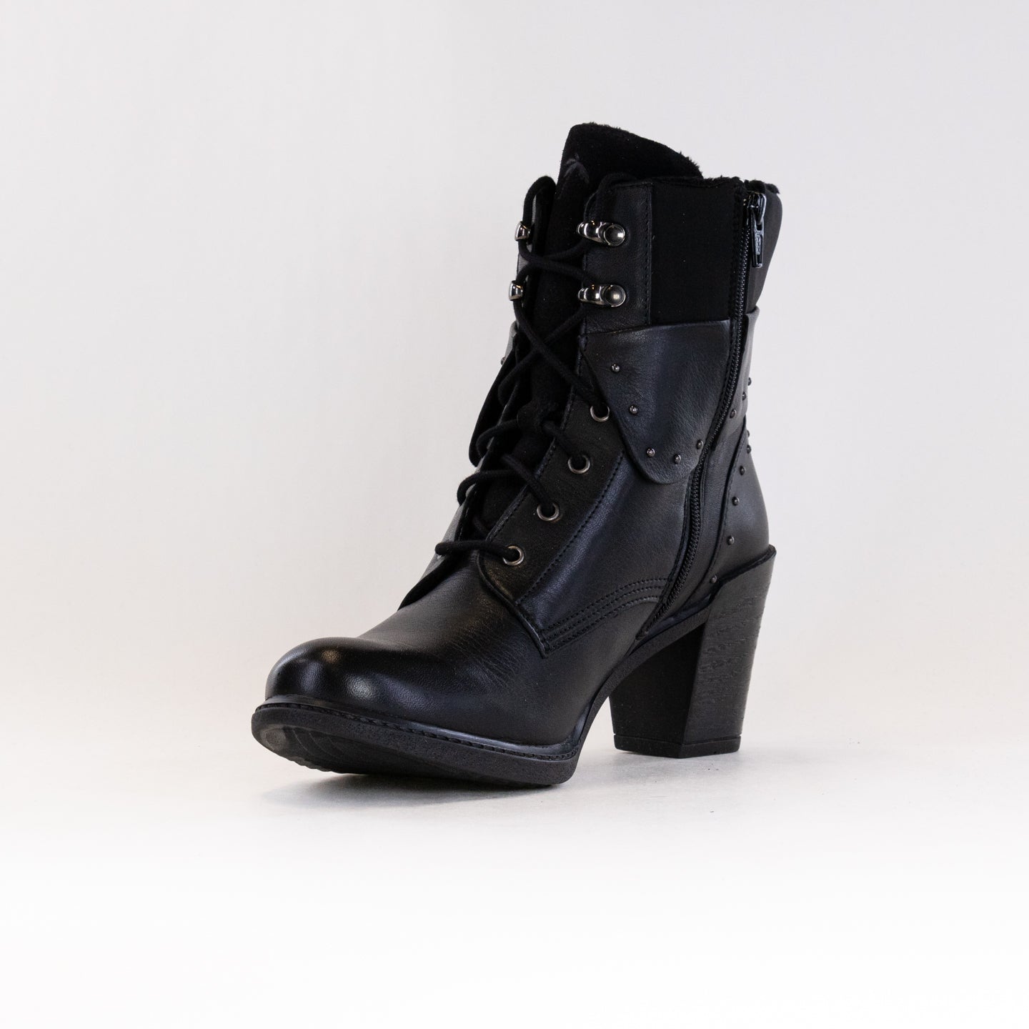 Stylish Black Women's Dromedaris Gilly Lace - Up Boots