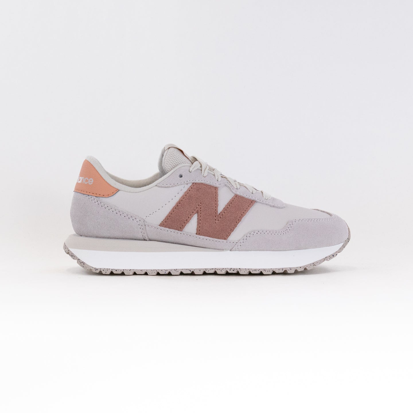 Stylish Women's New Balance 237 SSP Sneakers