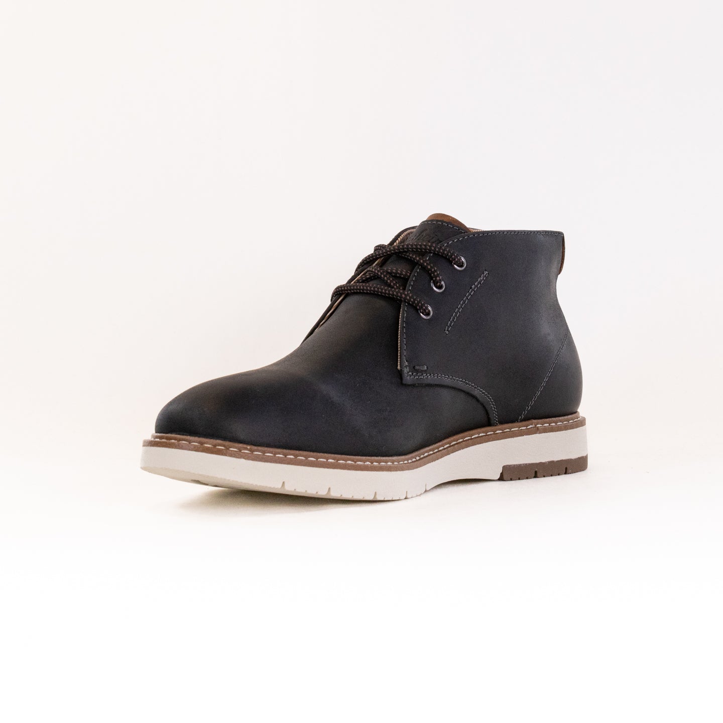 Men's Florsheim Vibe Classic Plain Toe Chukka Boots Crafted from Black Leather