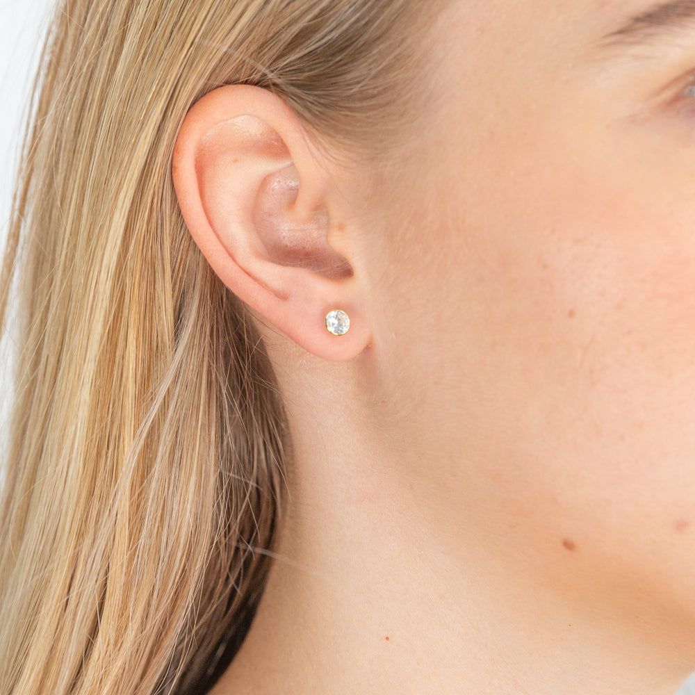 9ct Yellow Gold 5mm Bezel Set Round Cubic Zirconia Stud Earrings