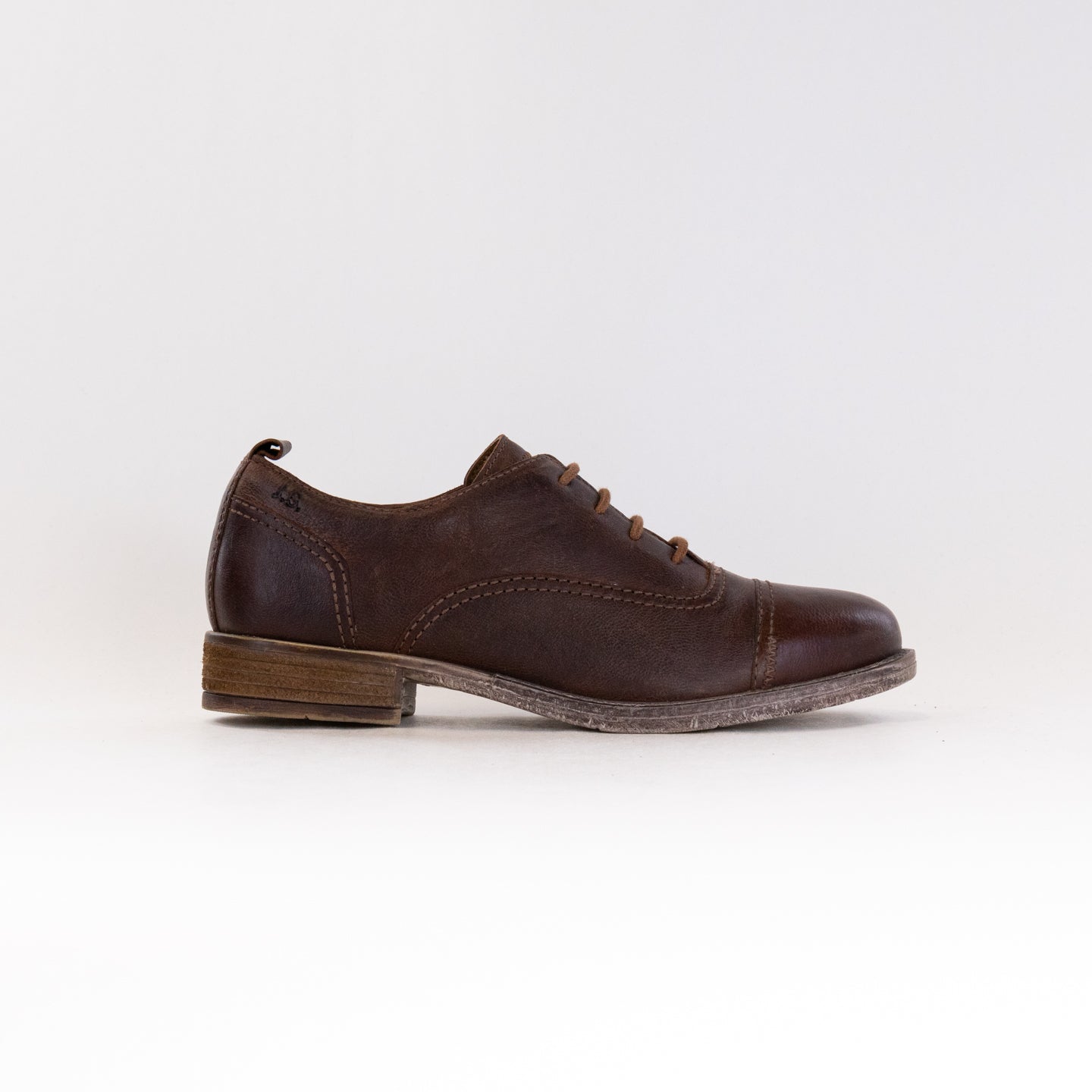 Josef Seibel Women's Sienna 85 Camel-Colored Washed Full-Grain Leather Cap-Toe Brogue Shoes