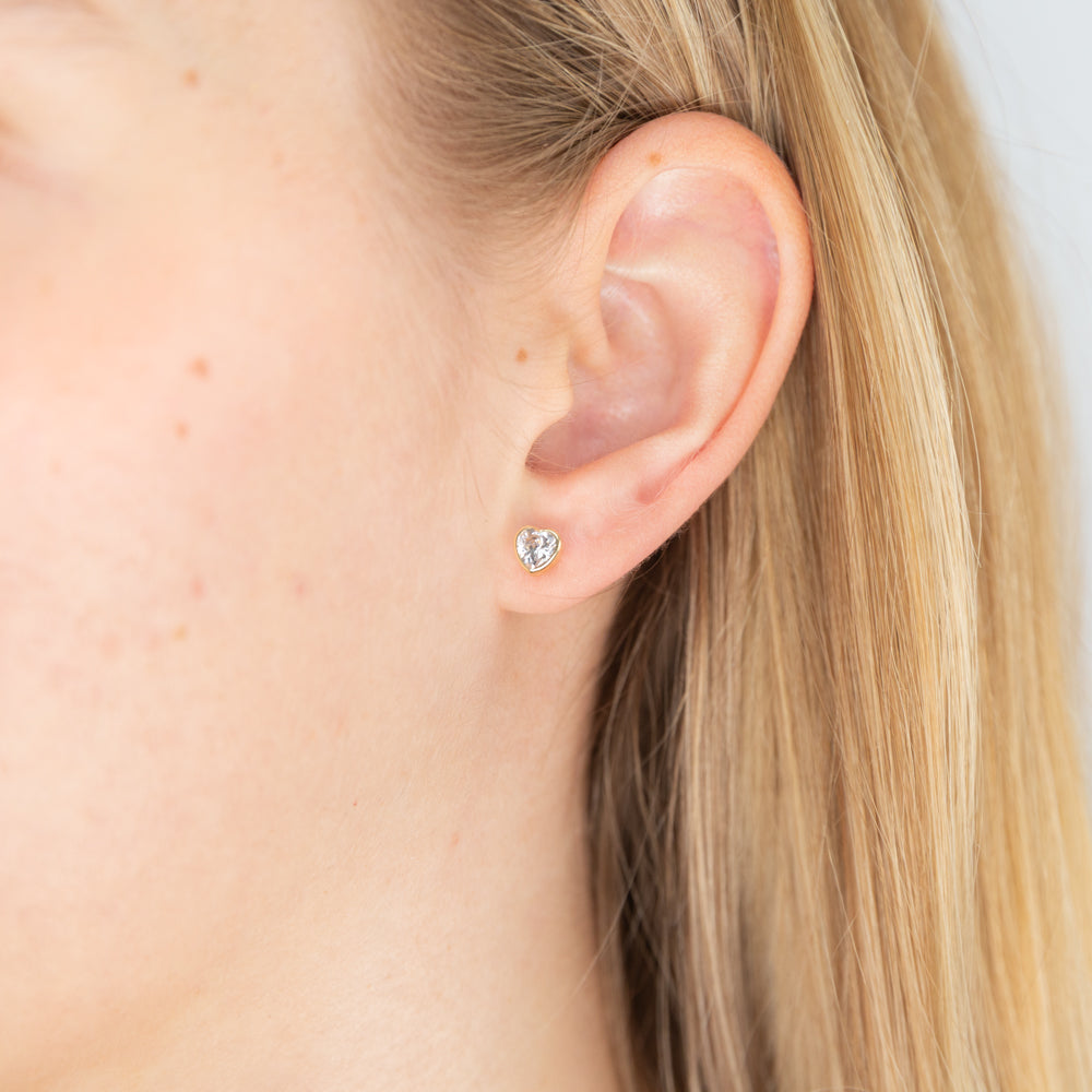 9ct Yellow Gold 5mm Cubic Zirconia Heart - Shaped Stud Earrings for Daily Wear