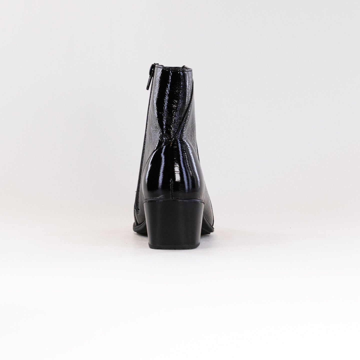 Naot Women's Stylish Chelsea Boot - Black Crinkle Patent Leather Goodie