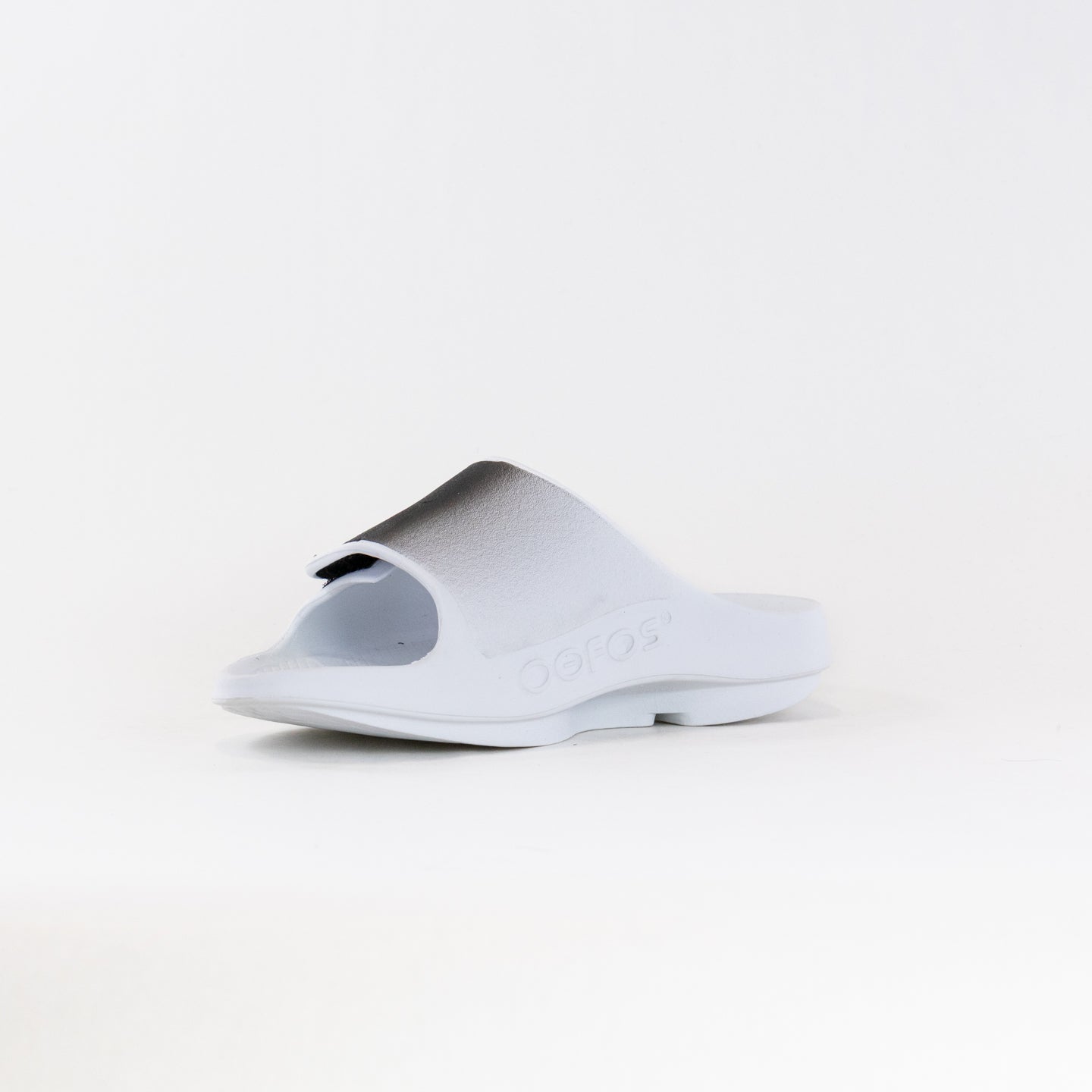 Unisex OOFOS OOahh Sport Flex Slide in White and Black