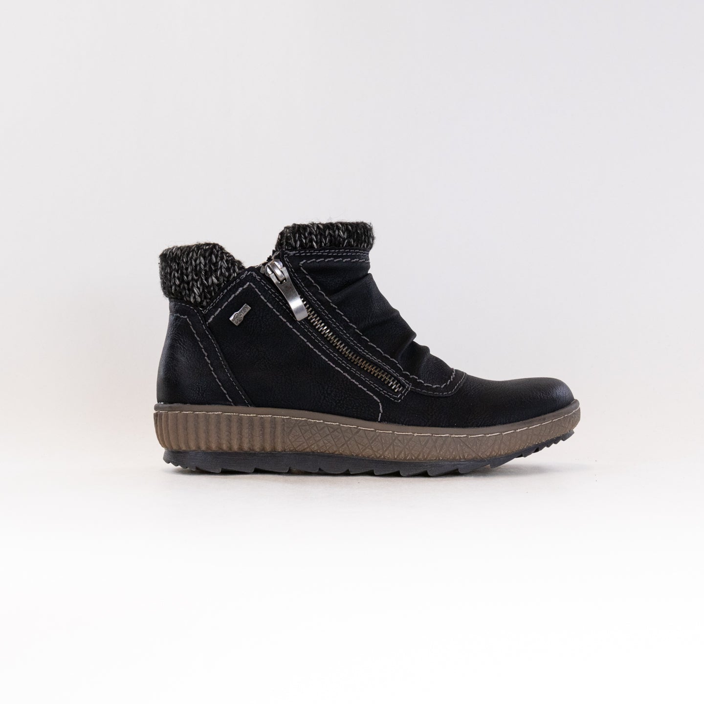 Women's Black Spring Step Cleora Pull - on Water - Resistant Booties