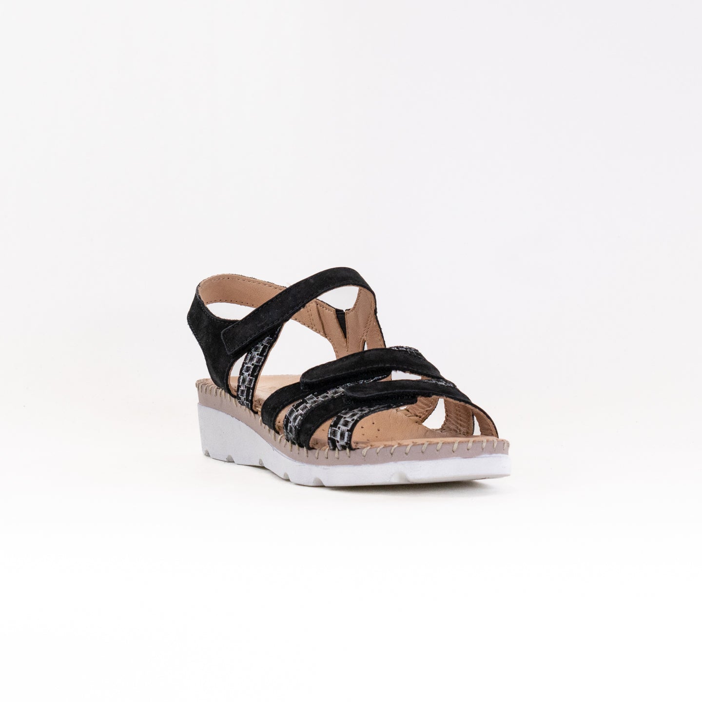 La Plume Women's Fiesta Black Sandals - A Stylish and Comfortable Footwear Choice