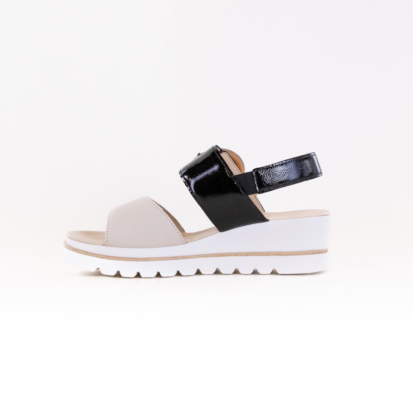 Gabor Women's 64.645 Two-Tone Leather Sandals in Cream/Black