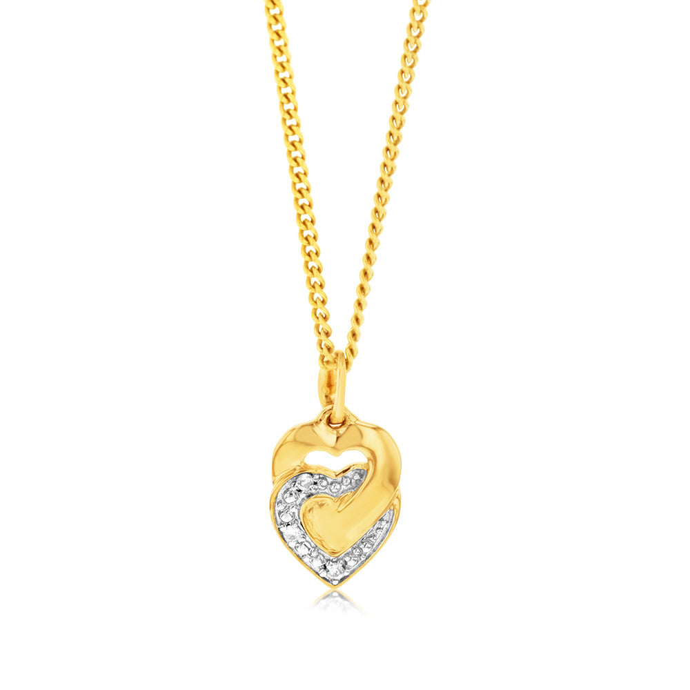 Stunning 9ct Yellow Gold Diamond Heart Pendant Featuring 3 Sparkling Brilliant Diamonds for a Timeless Jewelry Piece