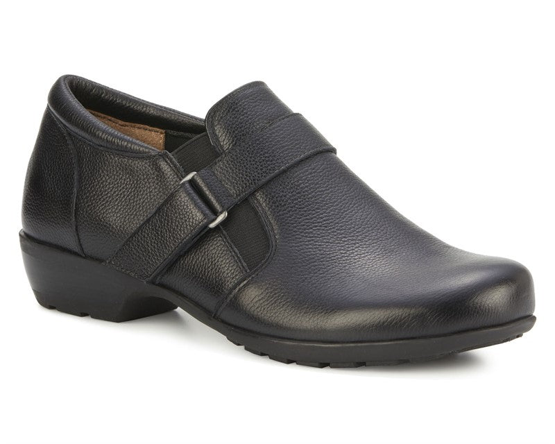 Ros Hommerson Women's Eliot Loafers in Stylish Black