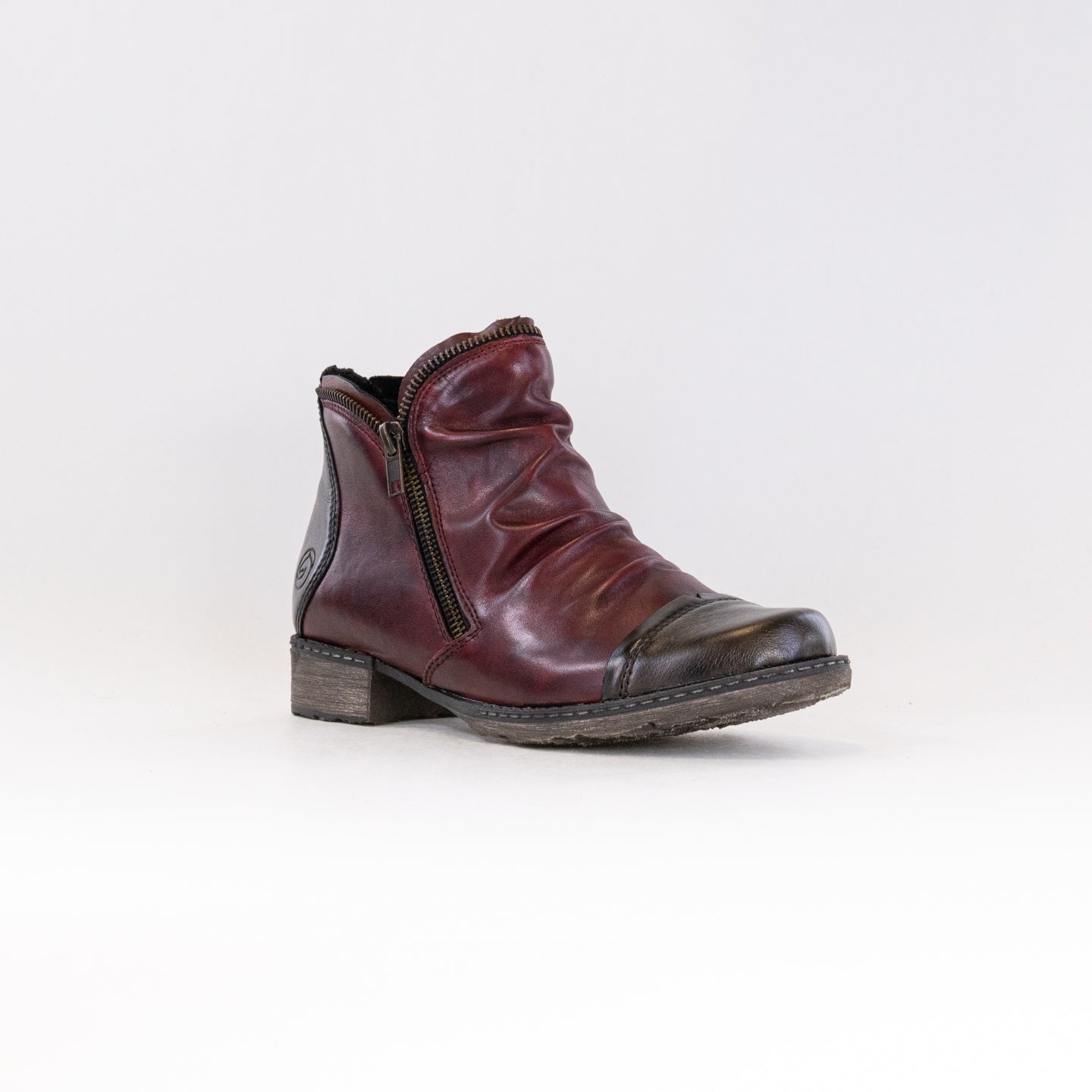 Women's Remonte Chandra 80 in Stunning Red Combination