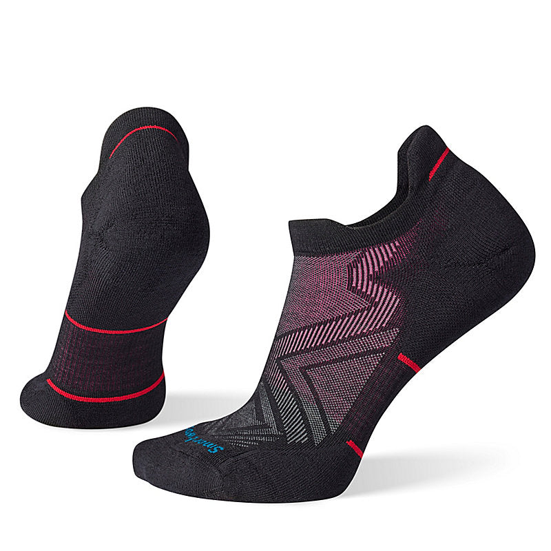 Women's Smartwool Running Low Ankle Socks with Targeted Cushion in Black Color