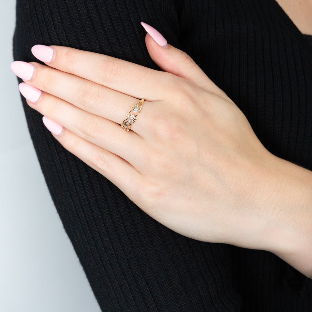Stunning 9ct Yellow Gold Ring Embellished with 10 Brilliant Cut Diamonds