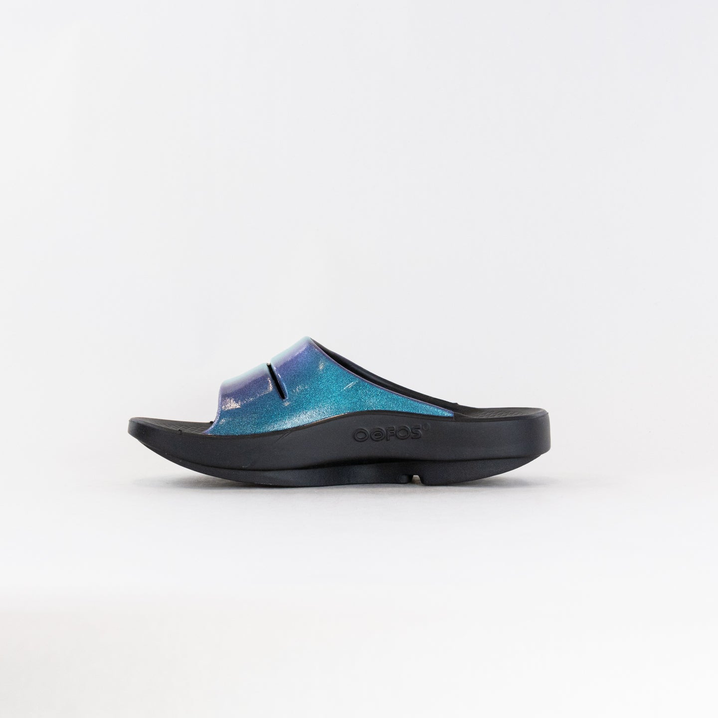 OOFOS Women's OOahh Luxe Slide Sandal in Atlantis Style