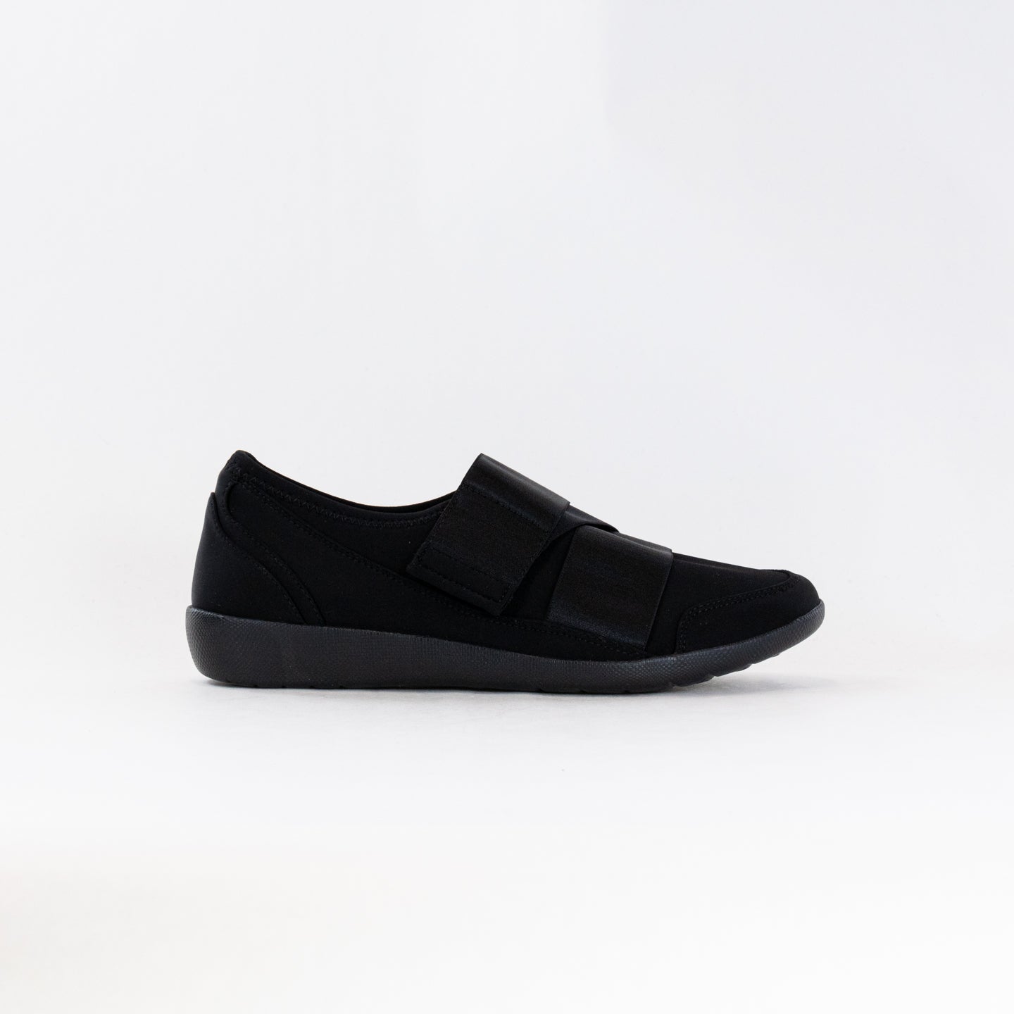 Ziera Women's Urban Black/Black Comfortable Vegan Sneakers