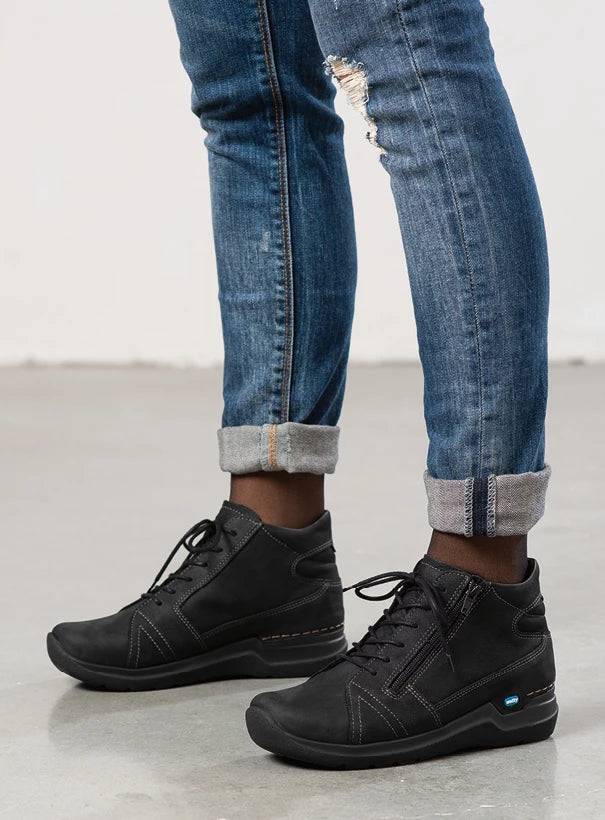 Wolky Women's Black Nubuck Leather Ankle-High Lace-up Shoes - Why Model