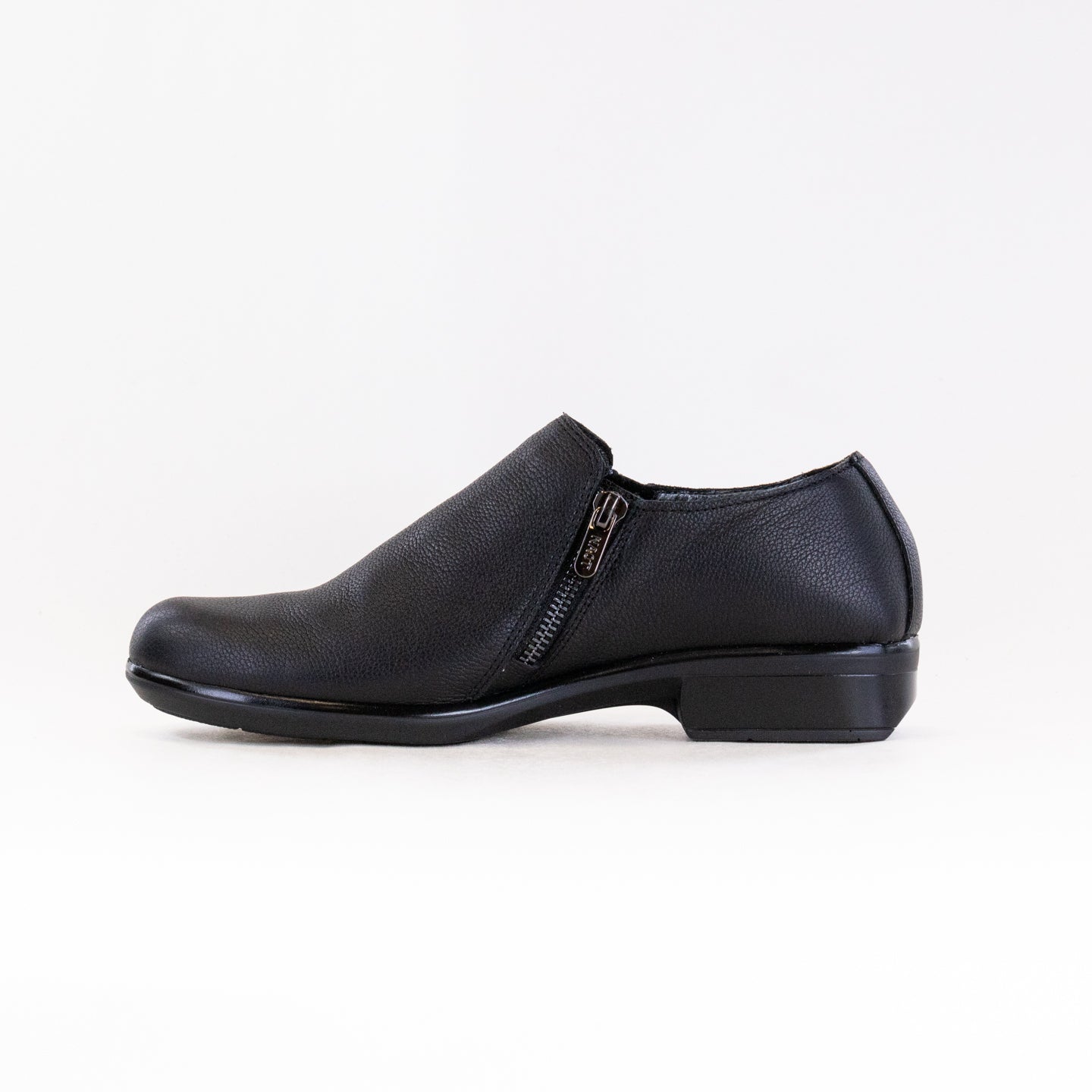 Naot Autan Women's Loafers in Stylish Black Soft Leather