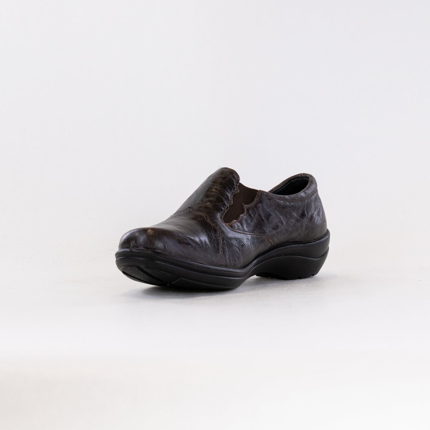 Women's Romika Cassie 24 Slip-On Leather Loafers in Dark Brown Shade
