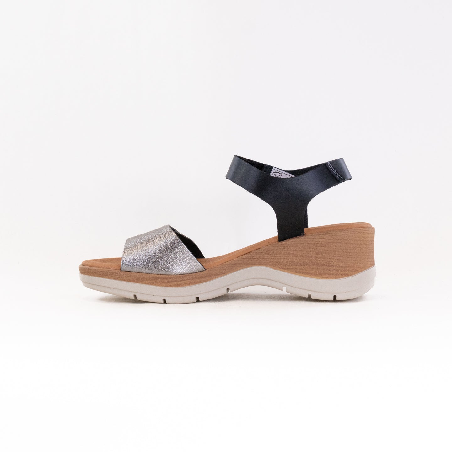 Eric Michael Women's Caroline Black Heel Sandals - Ideal for Everyday Wear