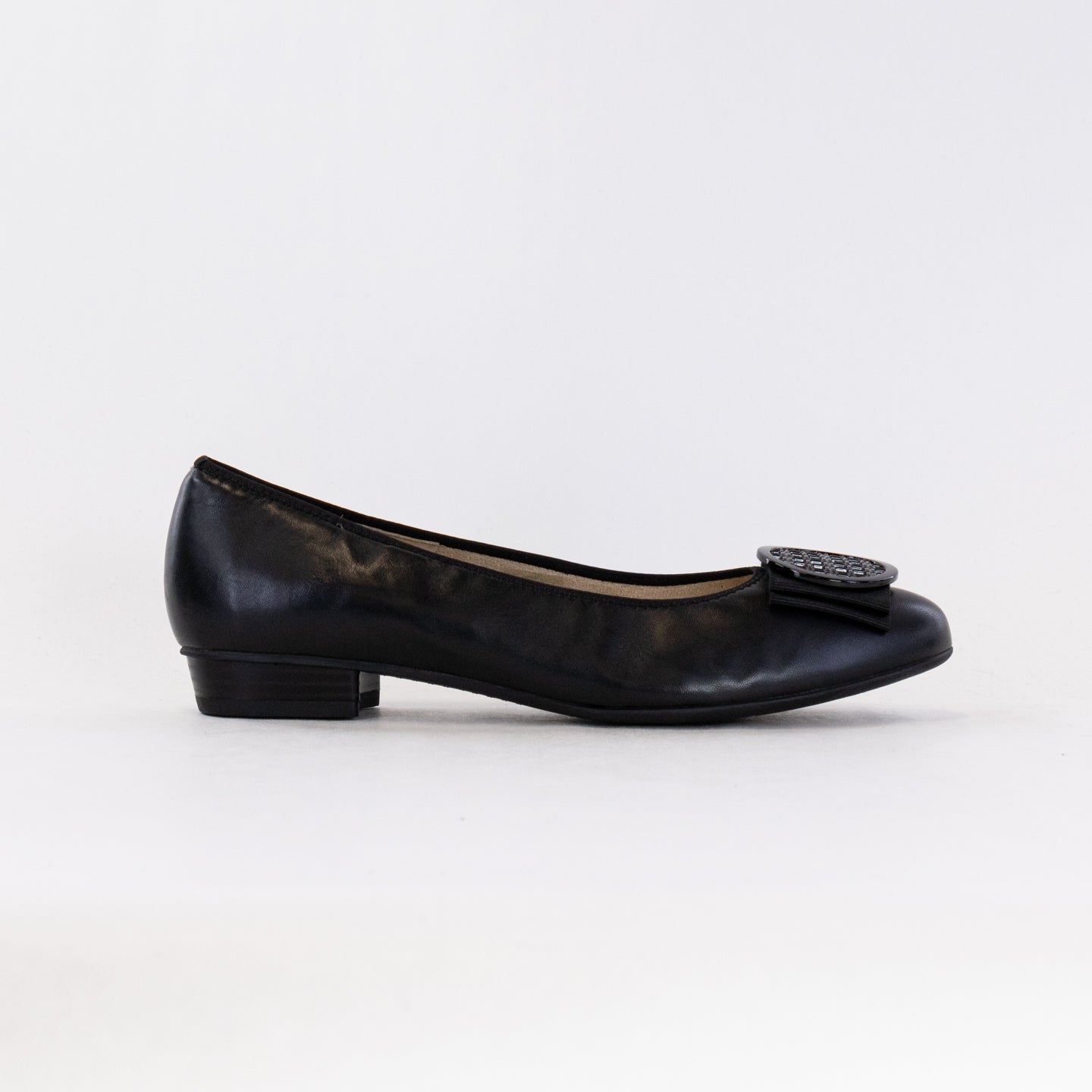 Women's Elegant Black Ara Bambi Ballet Flats