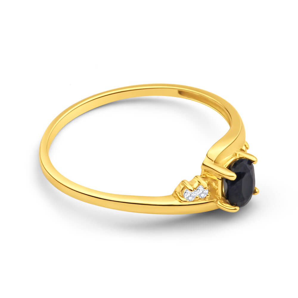 Exquisite 9 Carat Yellow Gold Ring Adorned with Cubic Zirconia and Natural Black Sapphire
