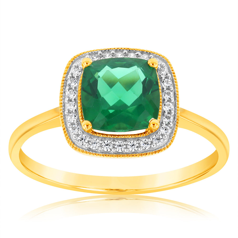 9-carat Yellow Gold Ring with Cubic Zirconia and Glass-filled Emerald - A Stunning Jewelry Piece