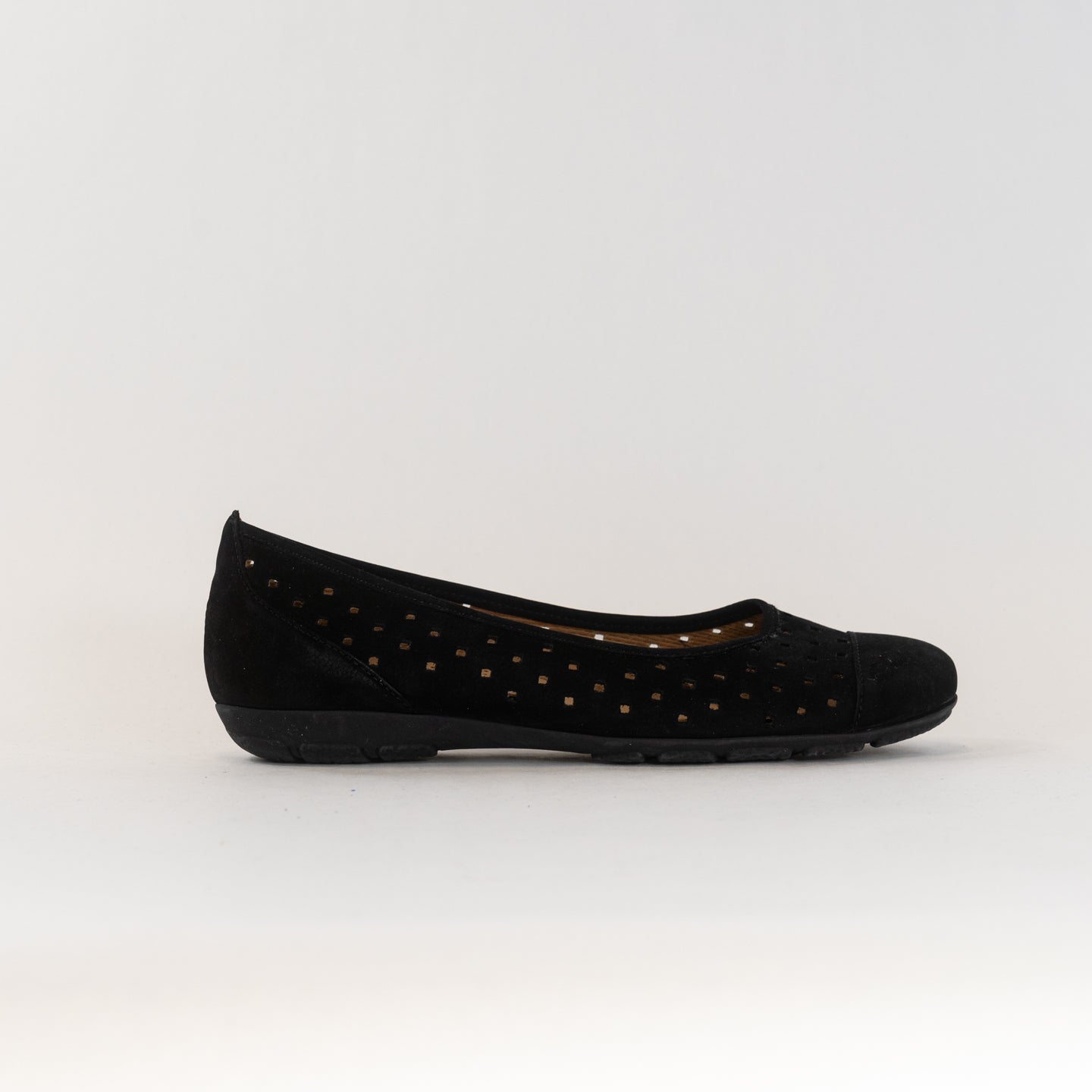 Gabor Women's Flat Shoes - Model 84.169.17 in Classic Black