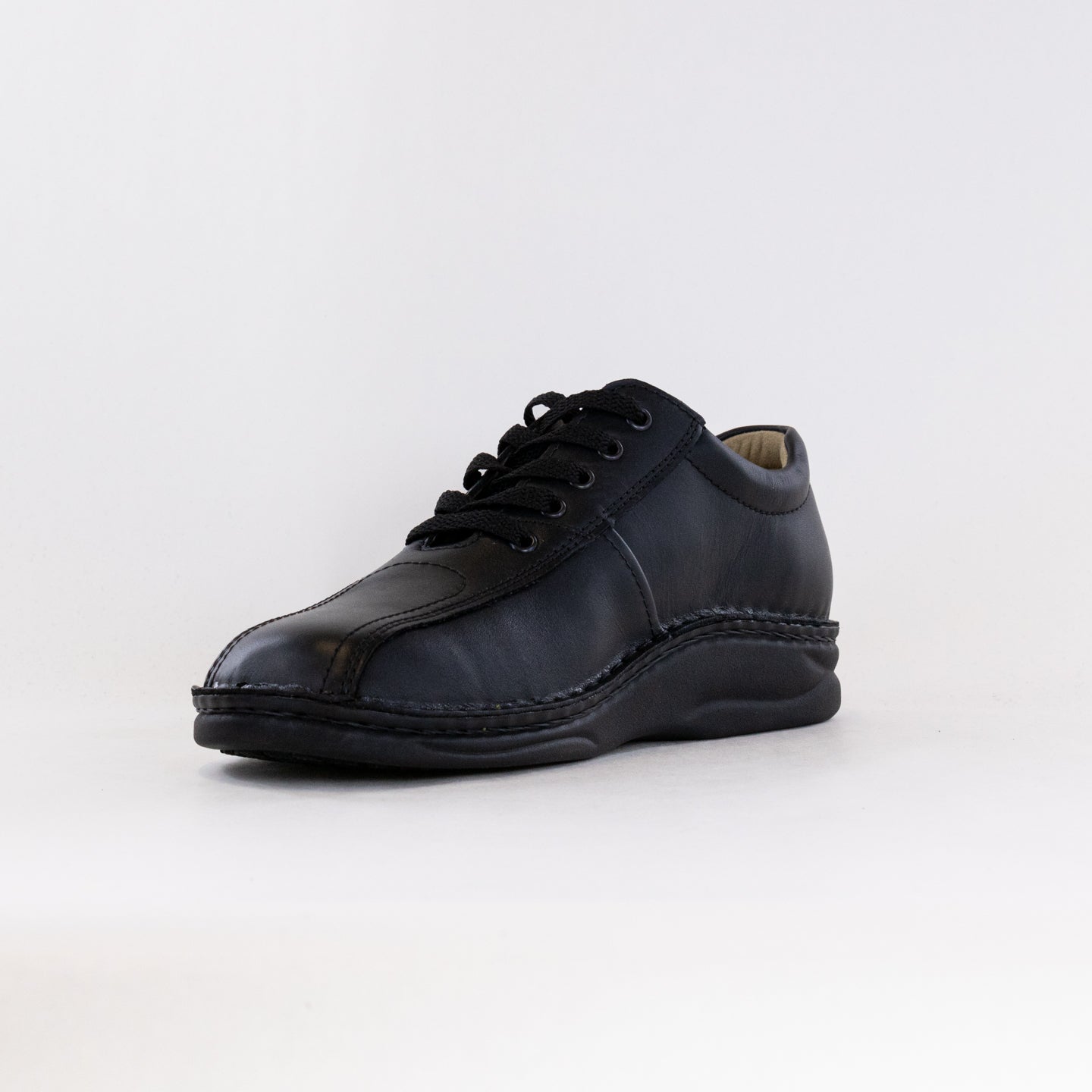 Men's Finn Comfort Dijon in Classic Black Leather
