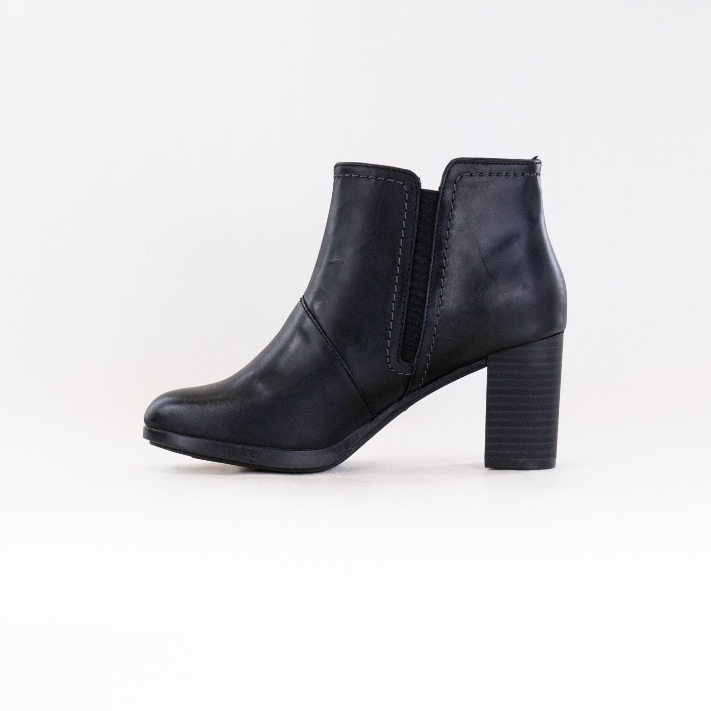 Women's Clarks Bayla Glow Boots - Black Shiny Leather