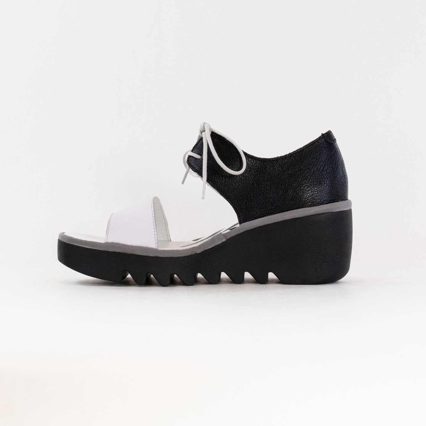 Women's FLY London Crossover BILU465FLY Sandals in Elegant White and Classic Black