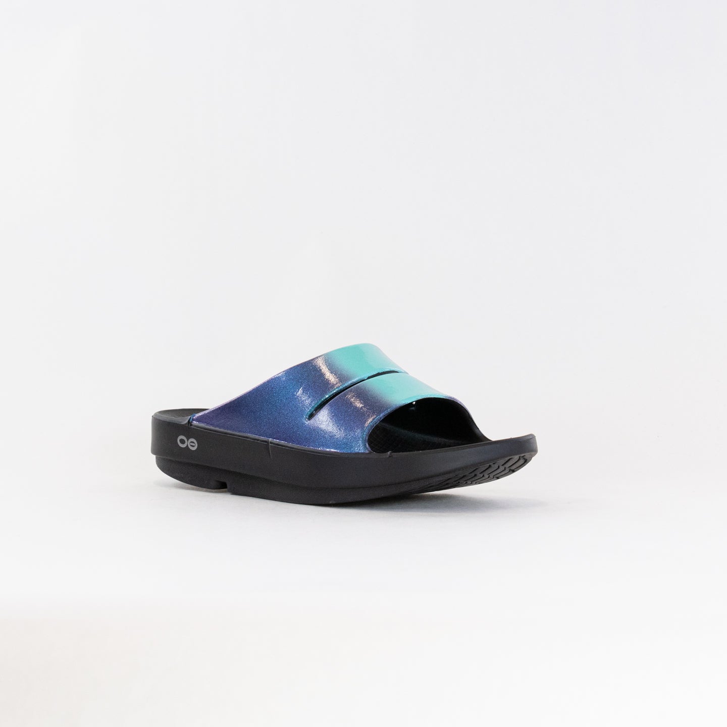 OOFOS Women's OOahh Luxe Slide Sandal in Atlantis Style