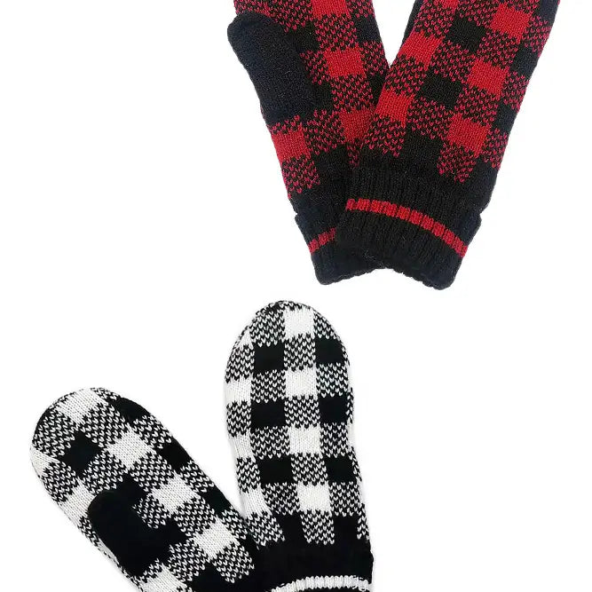 Fashionable Buffalo Check Pattern Cuffed Mittens for Warmth and Style