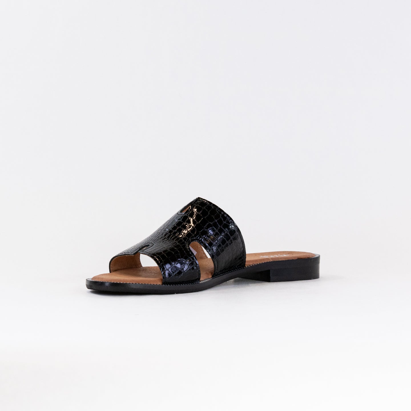 Stylish Women's V-Italia 537 Patent Leather Black Sandals