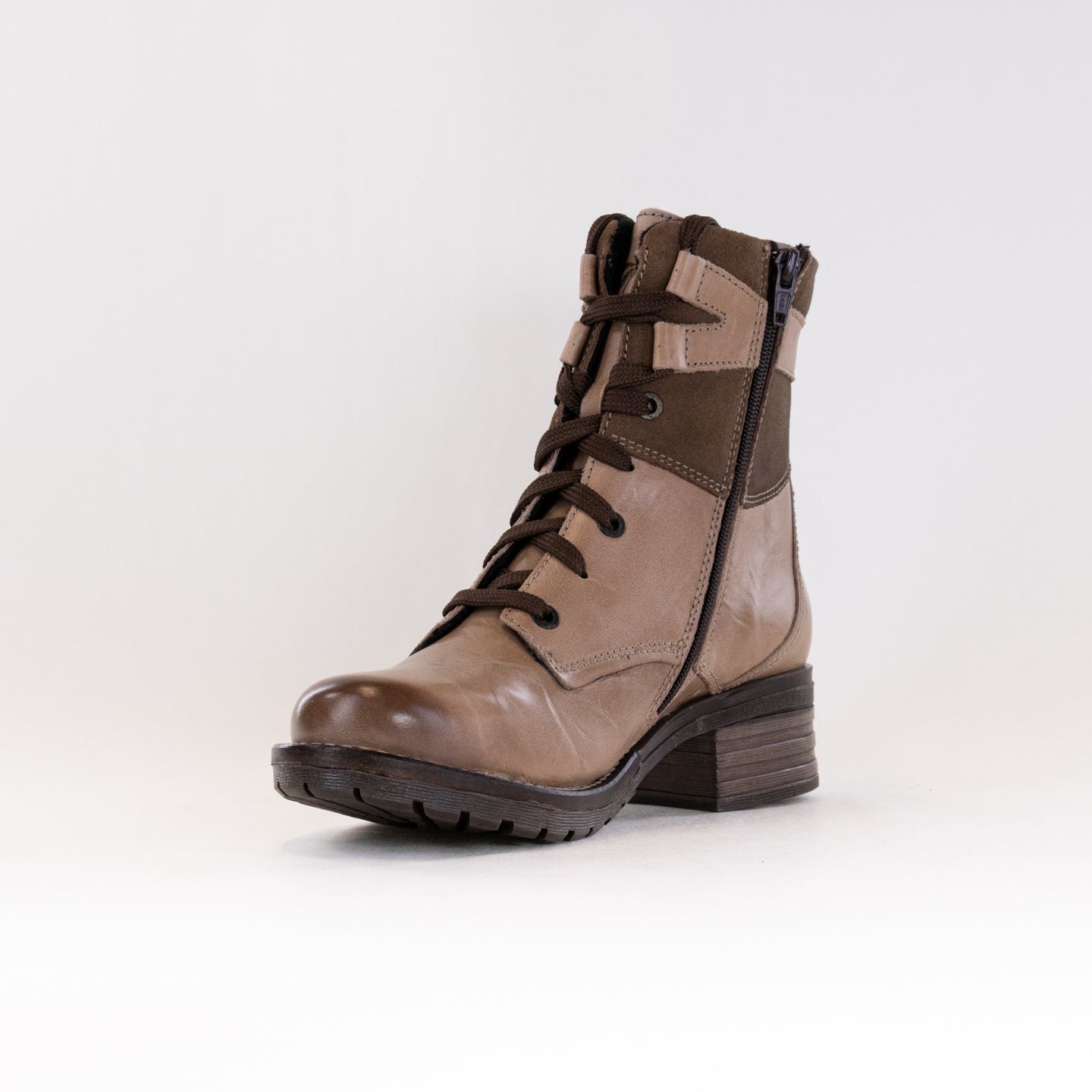 Women's Taupe Dromedaris Kara Suede Short Padded Lace - Up Boots