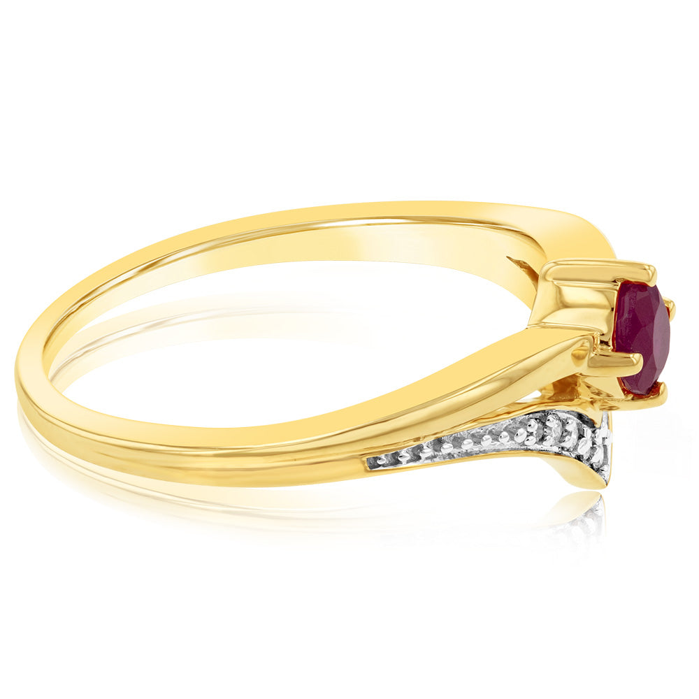 Exquisite 9ct Yellow Gold Ring with Diamonds and Lab - Created Round Rubies