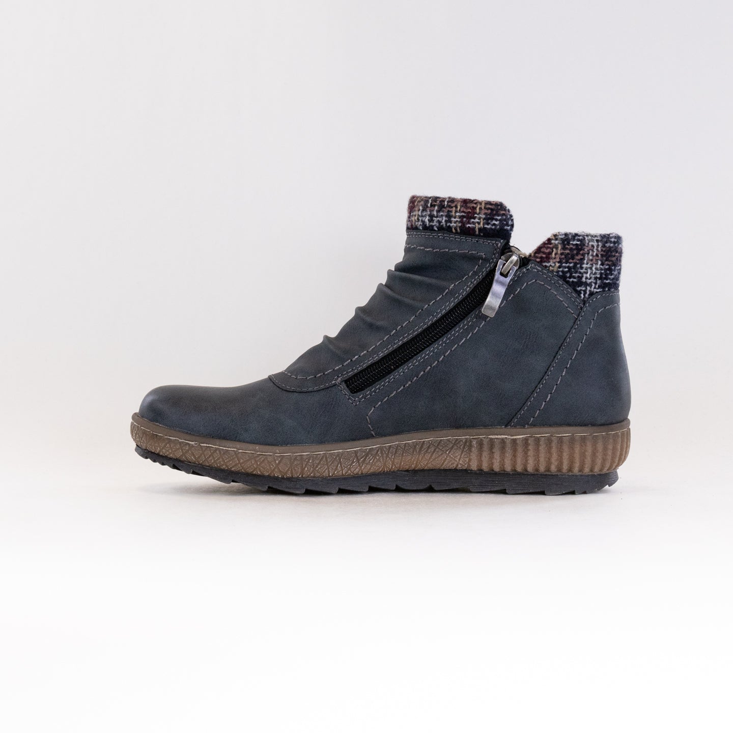 Women's Blue Spring Step Cleora Water-Resistant Pull-On Booties