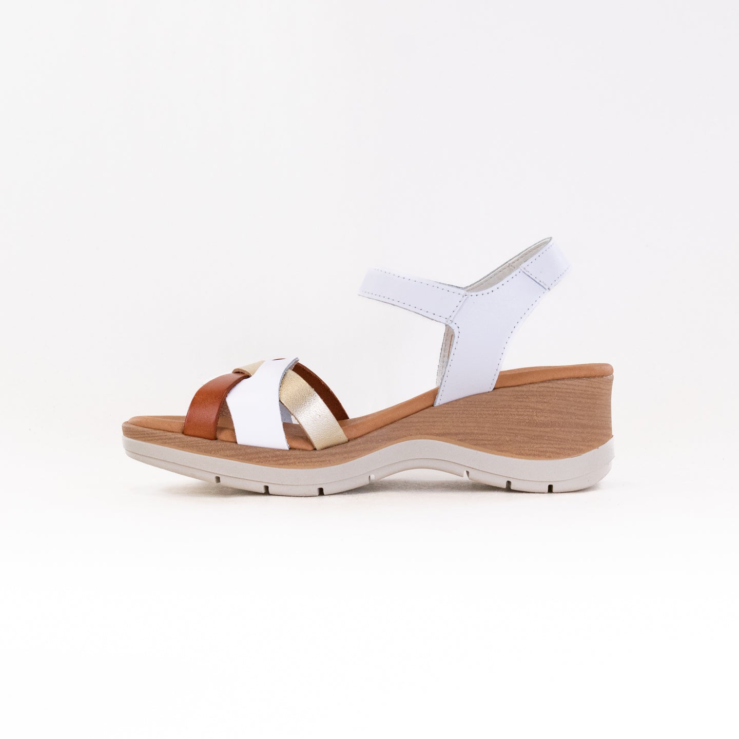 Eric Michael Women's Lyla Sandals - Stylish White for Everyday