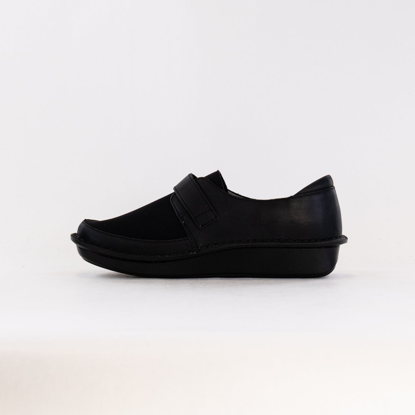 Alegria Women's Brenna Fashionable Shoes in Oiled Black Color