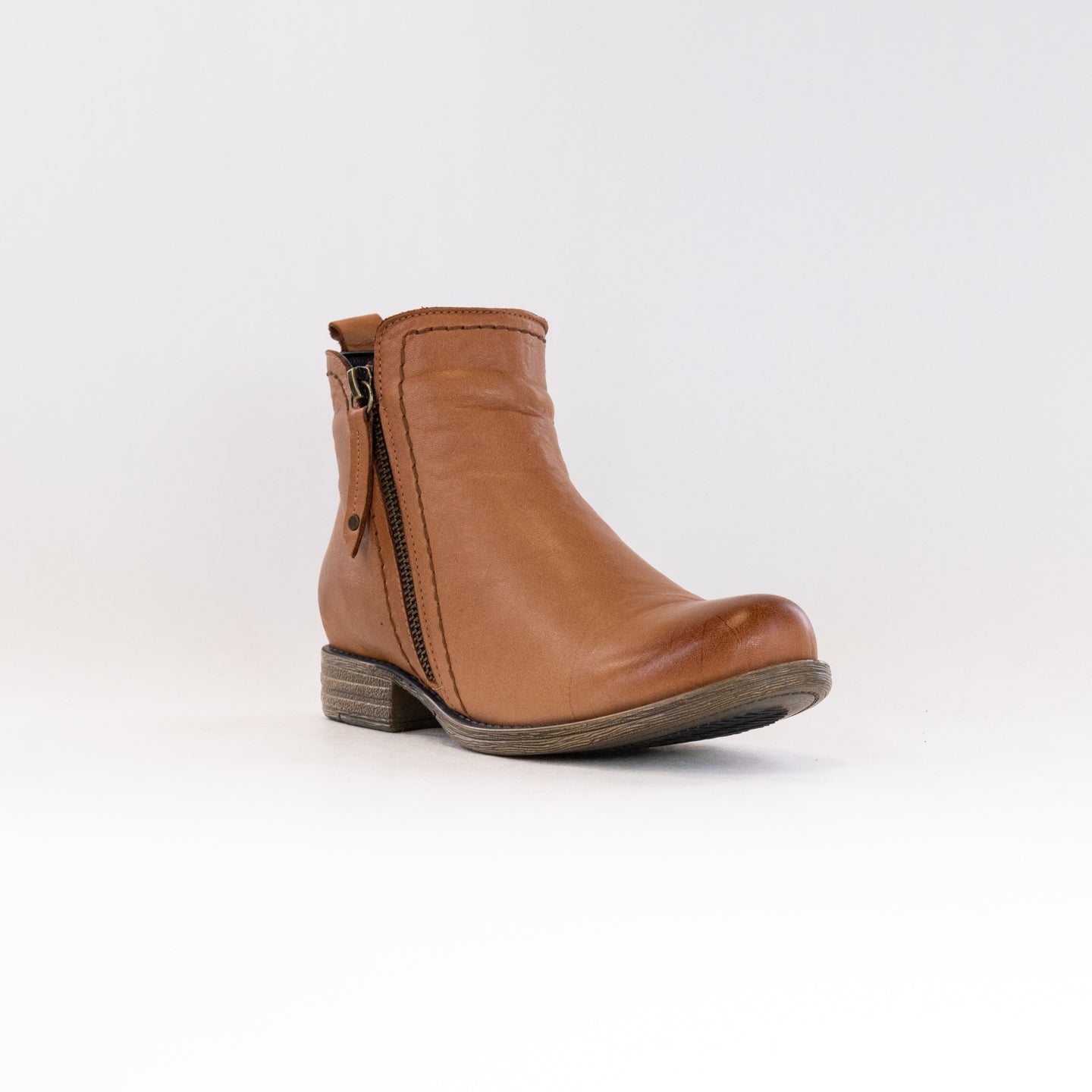 Spring Step Women's Oziel Leather Bootie in Camel Color