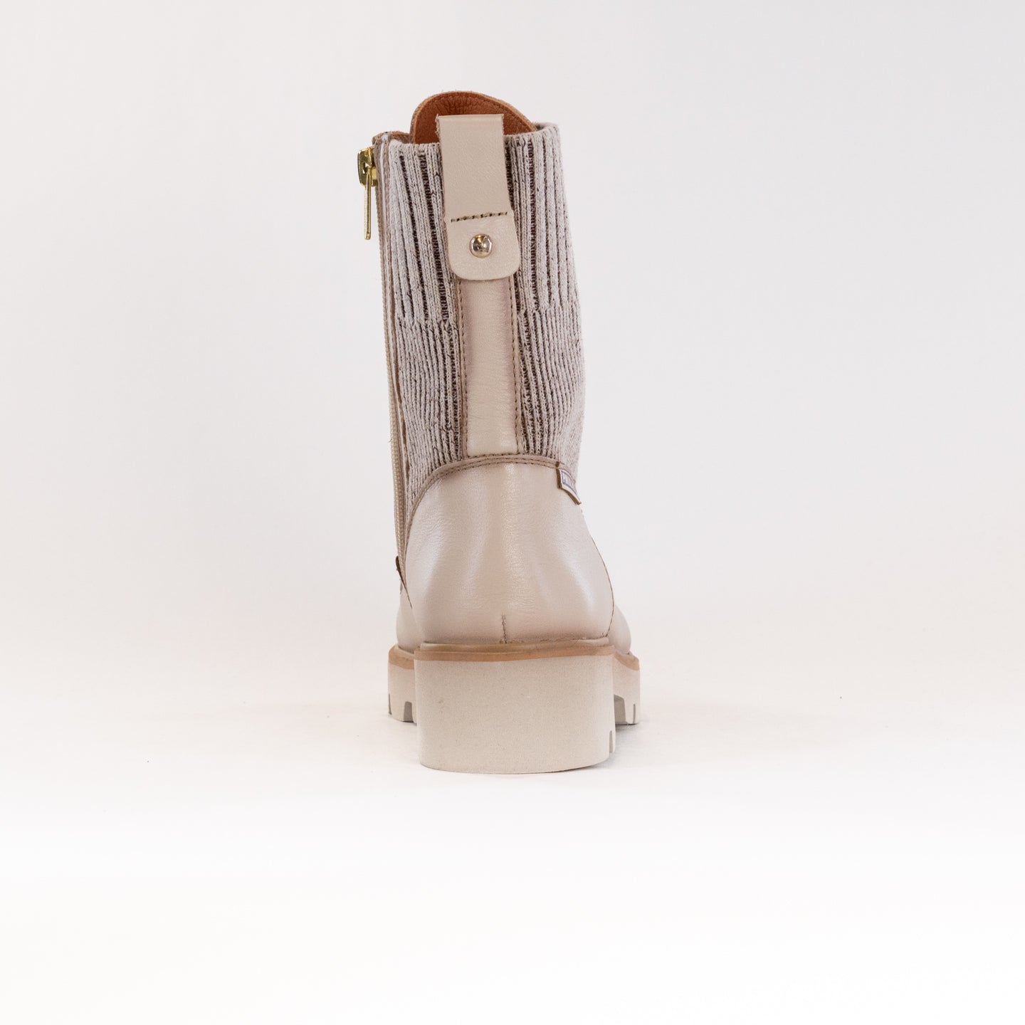 Pikolinos Women's Marfil Lace-up Ankle Boots with Distinctive Style